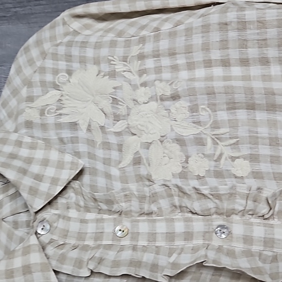 KYLA SEO 100% LINEN BLOUSE IN BEIGE FLORAL GINGHAM - Picture 5 of 8